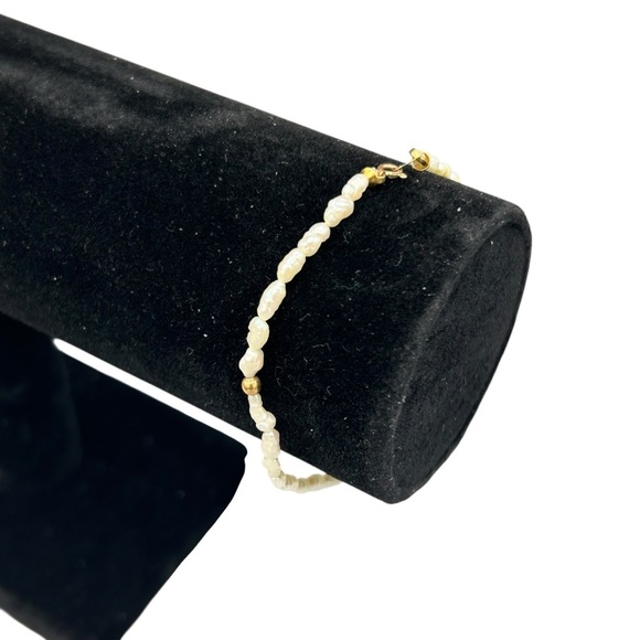 Freshwater Pearl Bracelet Dainty Minimalist 14K Marked Lobster Clasp - Picture 4 of 9